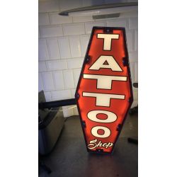 ENSEIGNE CAROTTE :FORME TABAC TATOO SHOP